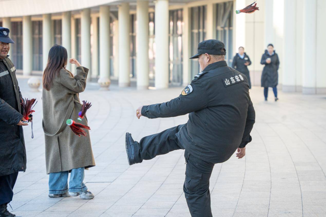 MILAN体育APP下载入口官网-关于踢毽子挑战赛：中华传统韵味的信息