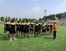 包含国际足球裁判培训体系延伸,打造“裁判中国梦”的词条 包含国际足球裁判培训体系延伸,打造“裁判中国梦”的词条