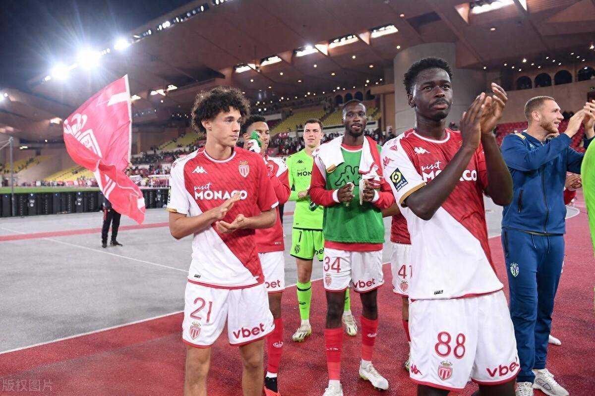 关于法甲战术创新,专家点评成功转型桥段与未来趋势的信息 关于法甲战术创新,专家点评成功转型桥段与未来趋势的信息