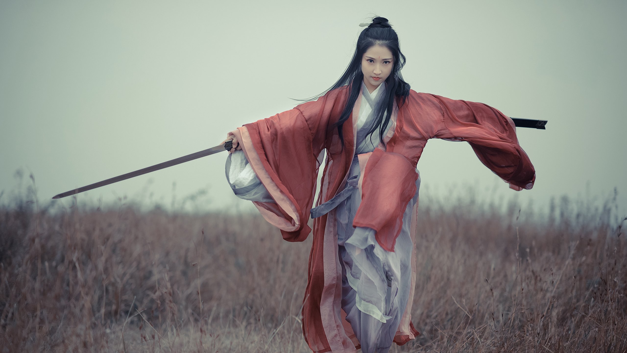 曼斯菲尔德客场表现顽强,野马军团力争突破,曼斯菲尔德的一生