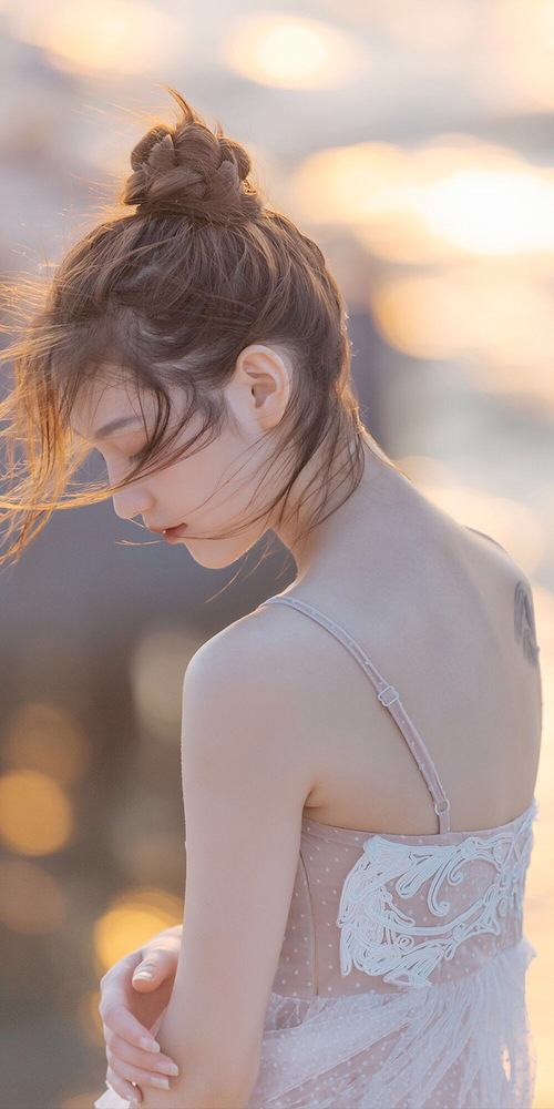 米兰体育正版平台-阵容完整性是否影响五大联赛强队心理稳定性，阵容齐全