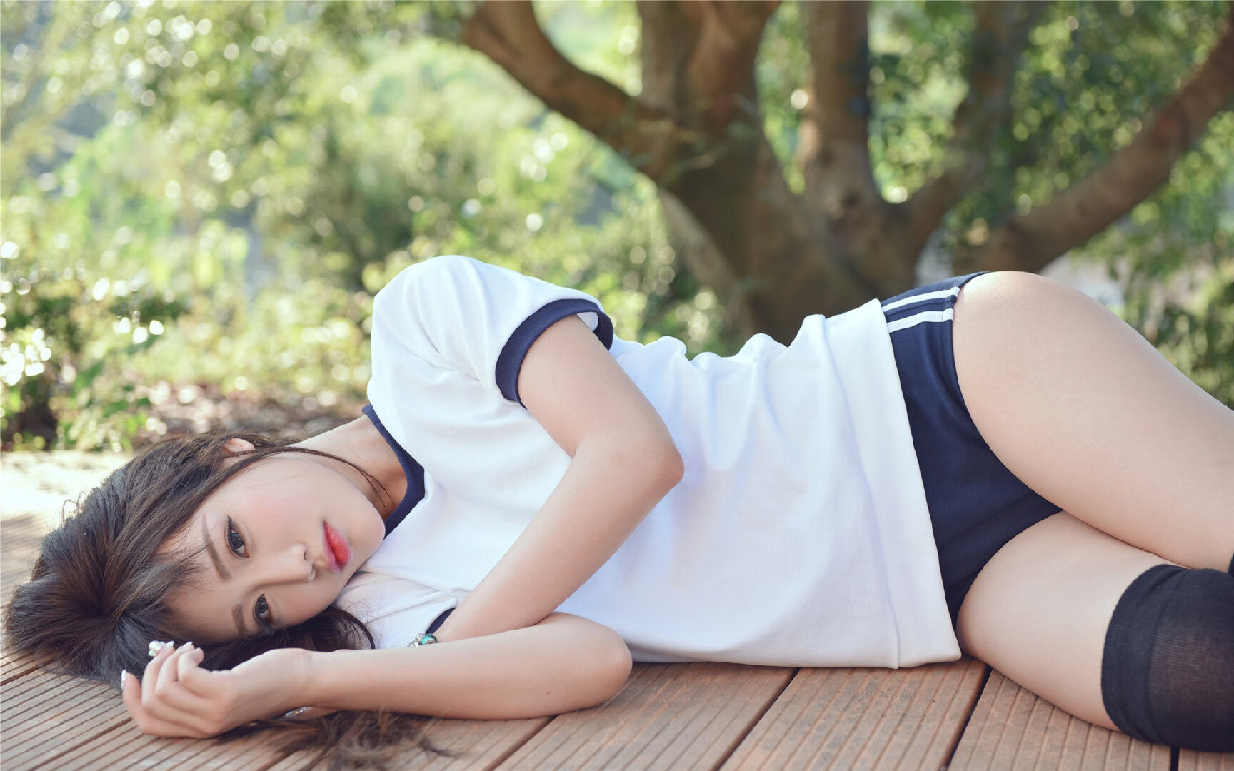 米兰全站APP下载-萨默·麦金托什后程加速逆转对手夺金，麦金托什海报